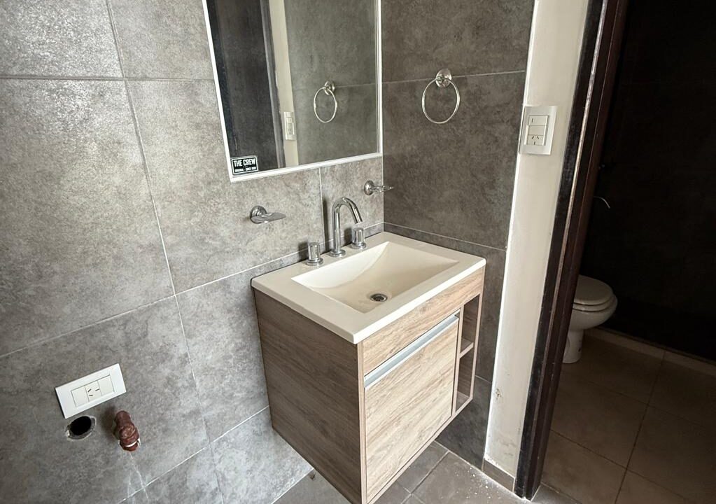 WhatsApp Image 2025-11-07 at 10.49.47 AM (2)